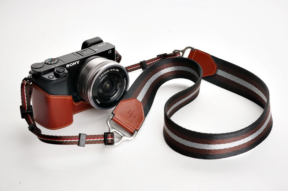 Handmade Genuine real Leather Half Camera Case bag cover for Sony A6000